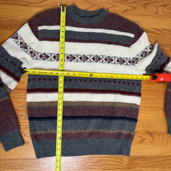 JANTZEN Vintage 90s Wool Blend Fair Isle Nordic Ski Stripe Crewneck Sweater USA - Picture 3 of 12